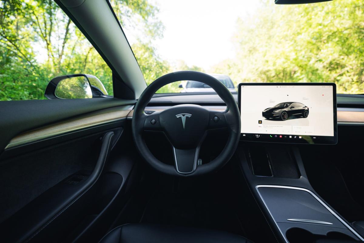 tesla-model-3-2022-eletrico-0cc