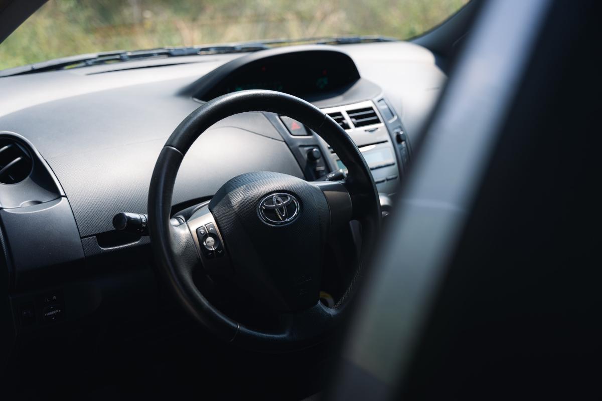 toyota-yaris-2010-diesel-1364cc