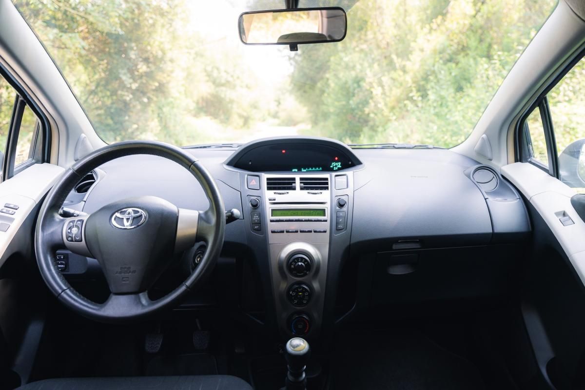 toyota-yaris-2010-diesel-1364cc
