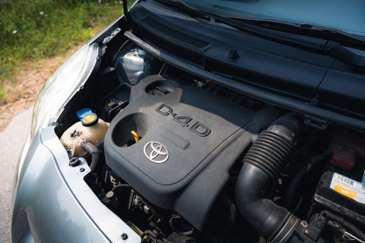 toyota-yaris-2010-diesel-1364cc