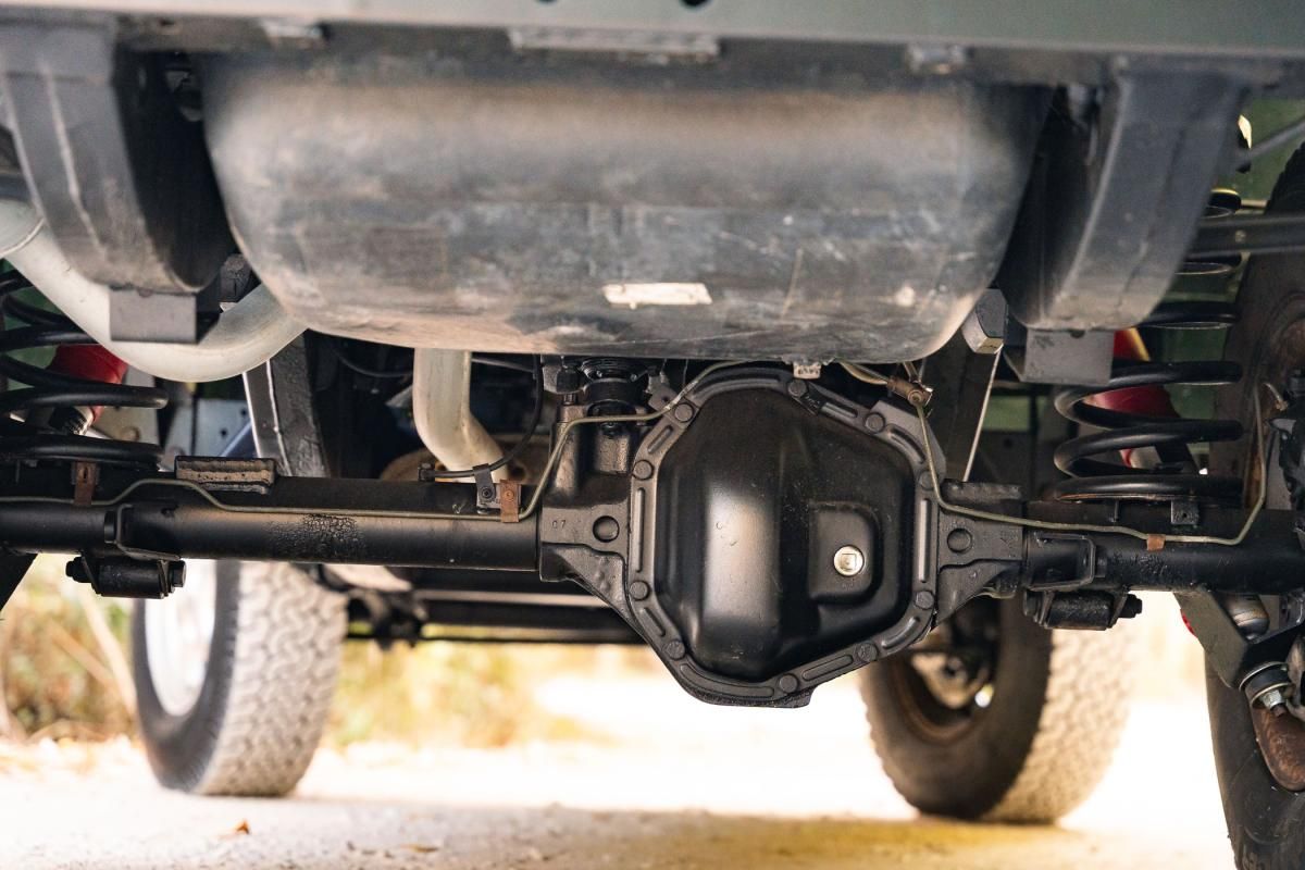 land-rover-defender-1995-diesel-2495cc