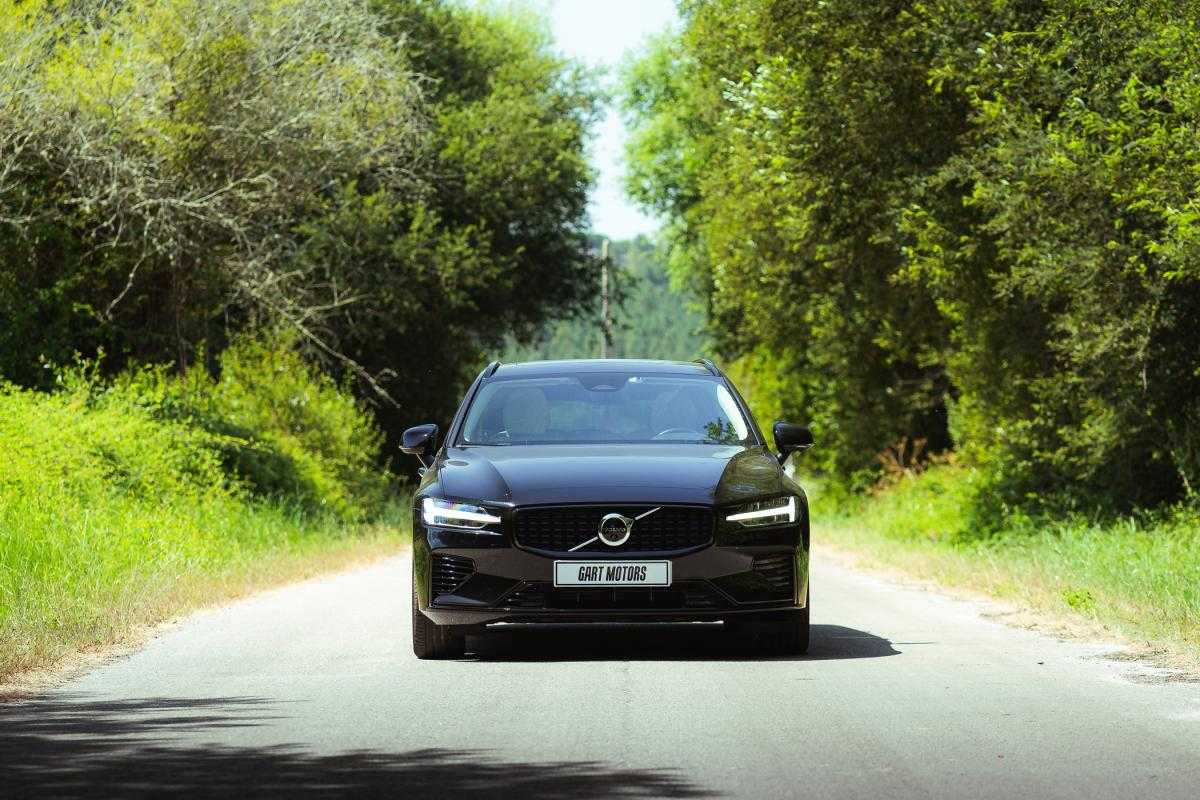 volvo-v60-2022-hibrido-a-gasolina-1969cc