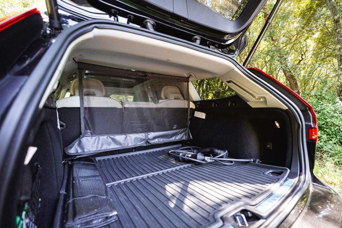 volvo-v60-2022-hibrido-a-gasolina-1969cc