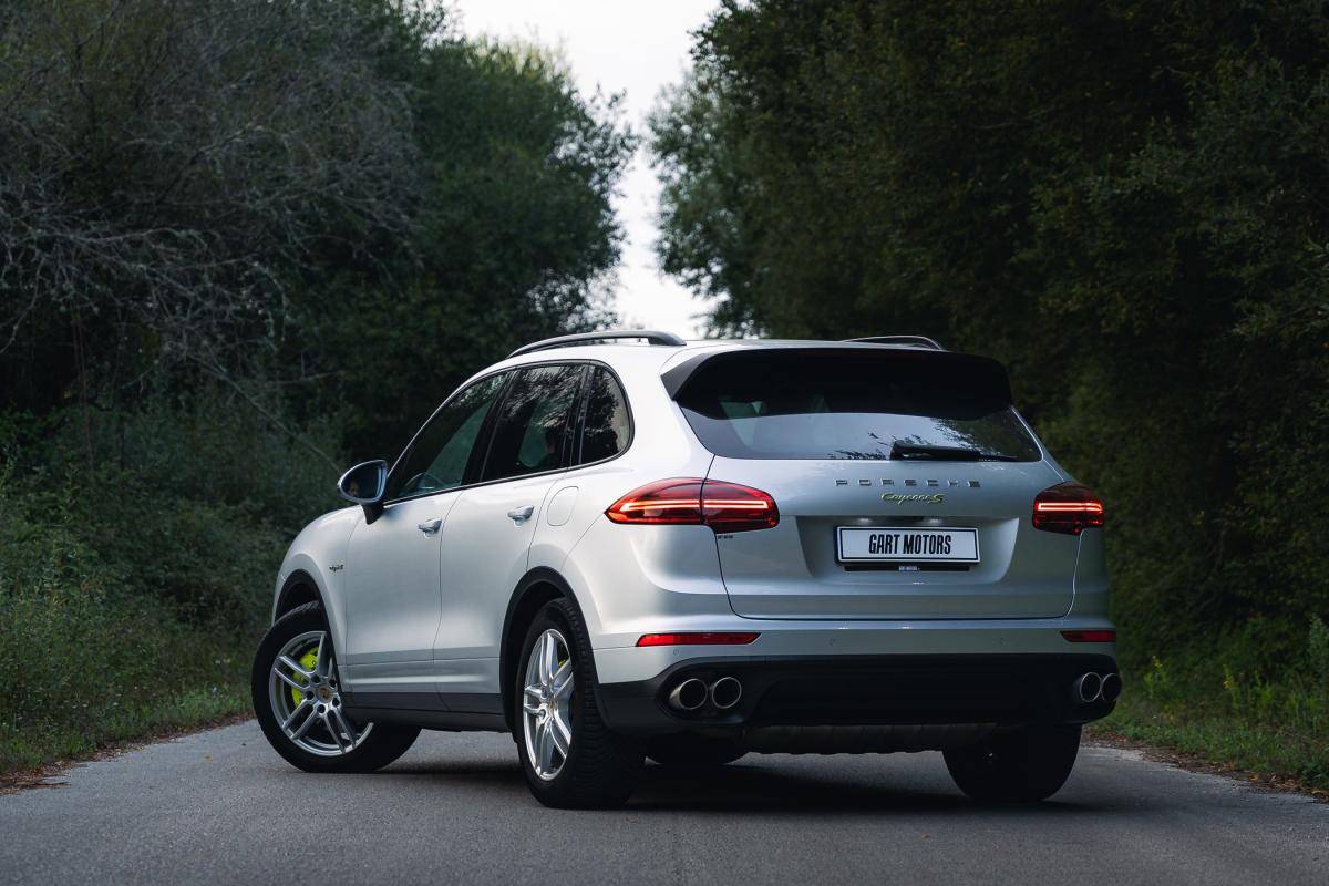 porsche-cayenne-2015-hibrido-a-gasolina-2995cc