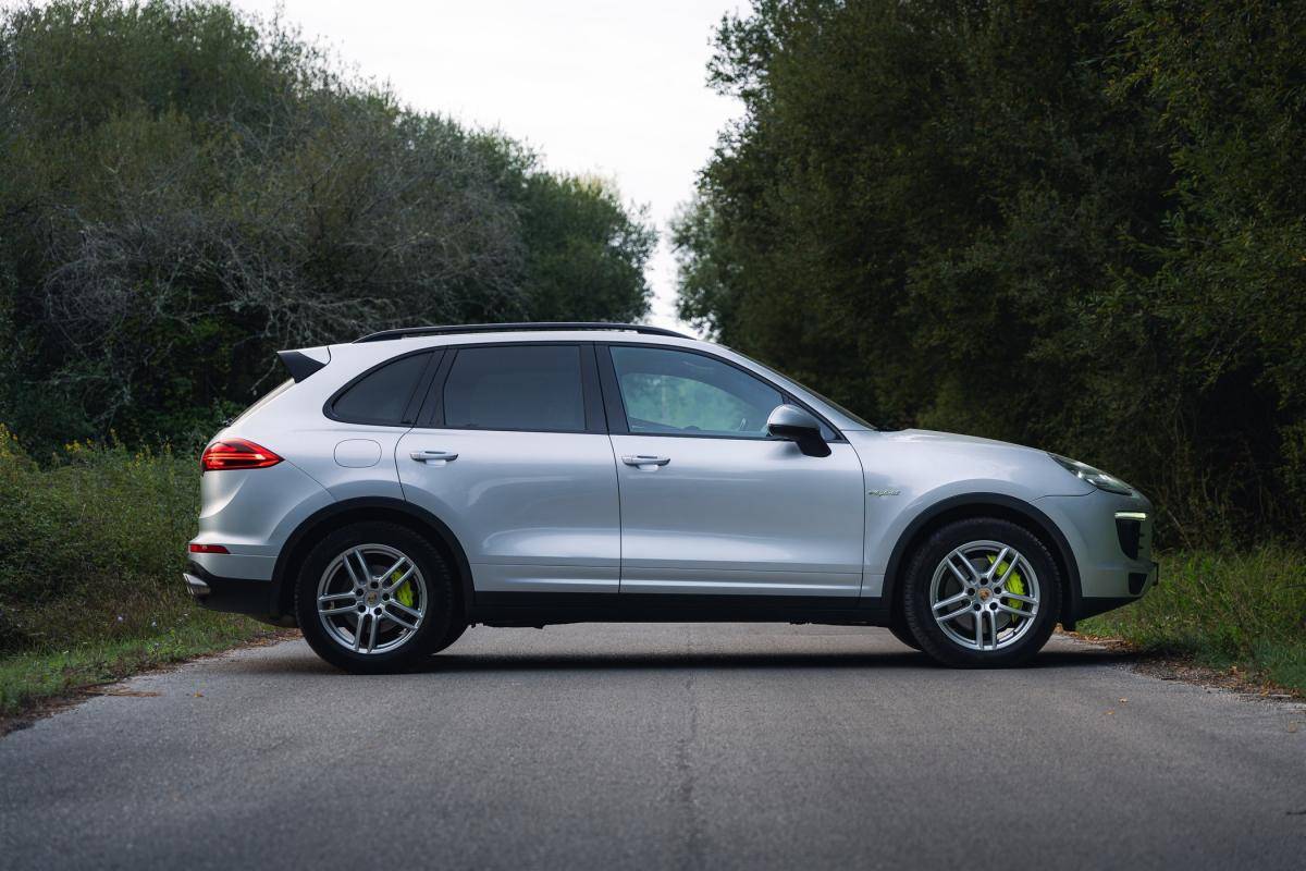 porsche-cayenne-2015-hibrido-a-gasolina-2995cc