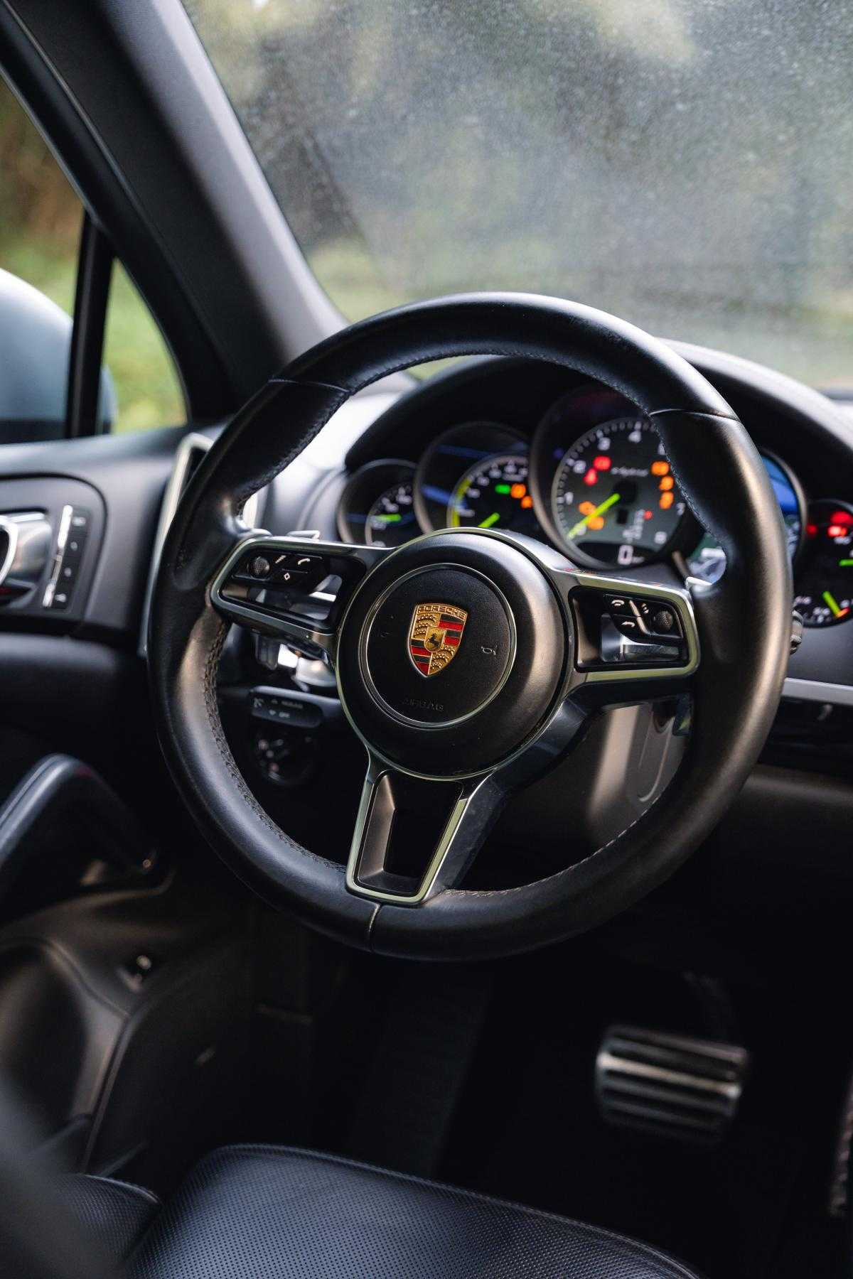 porsche-cayenne-2015-hibrido-a-gasolina-2995cc