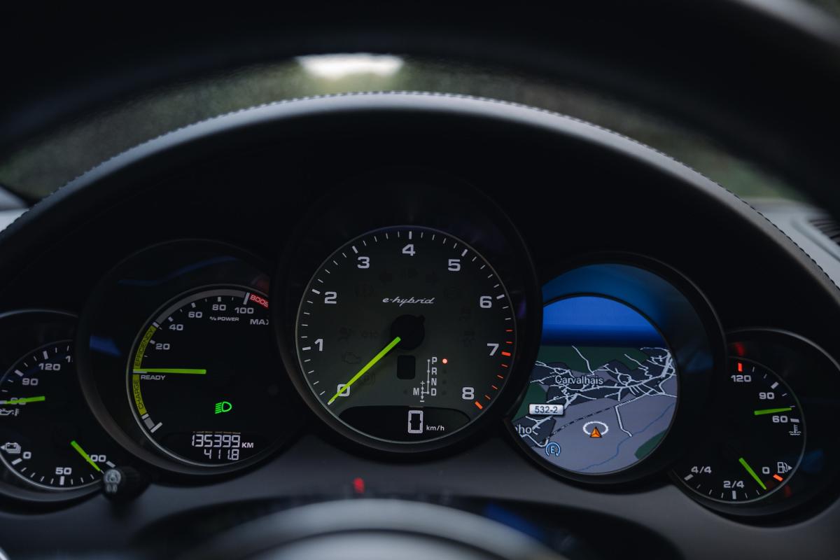 porsche-cayenne-2015-hibrido-a-gasolina-2995cc