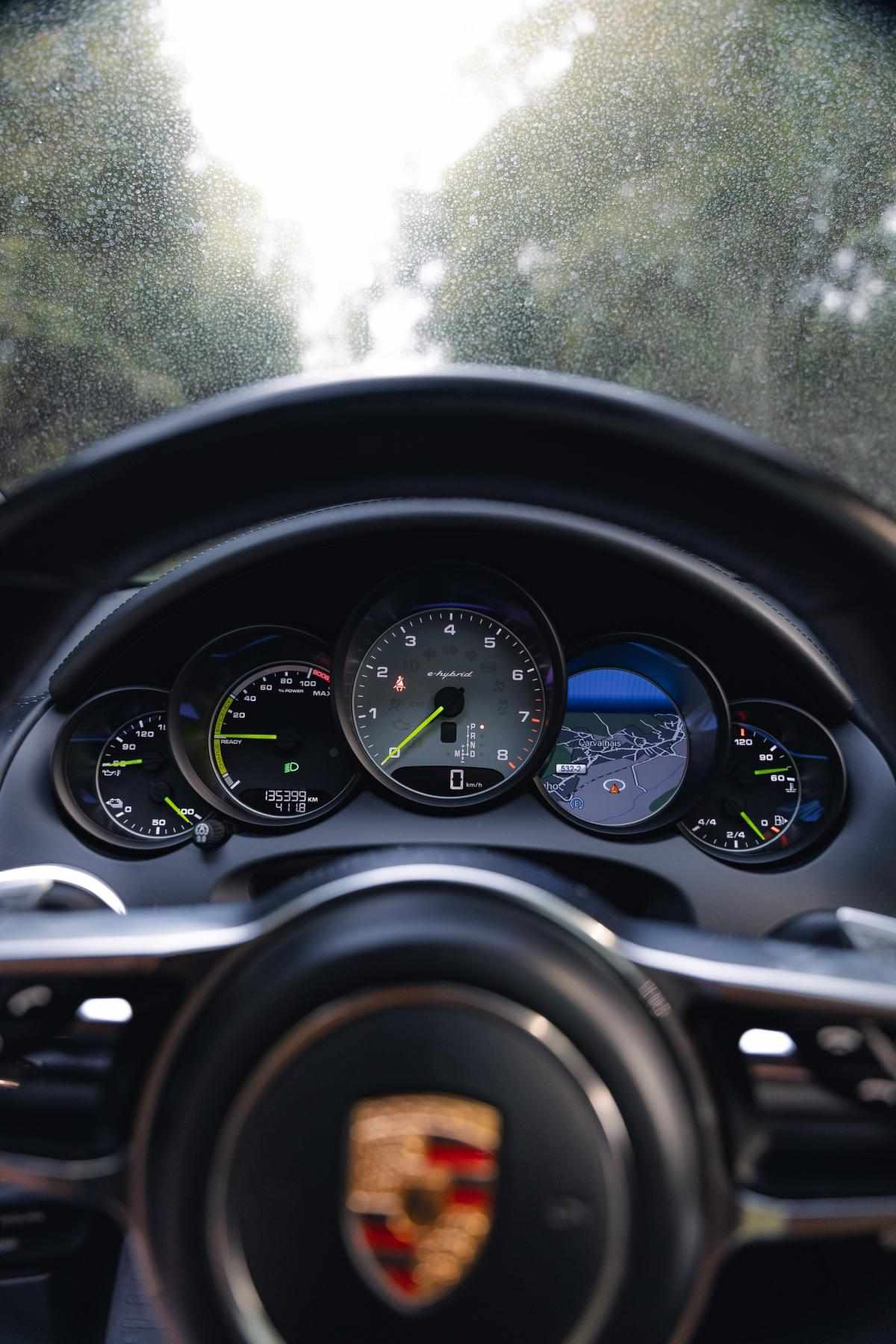 porsche-cayenne-2015-hibrido-a-gasolina-2995cc