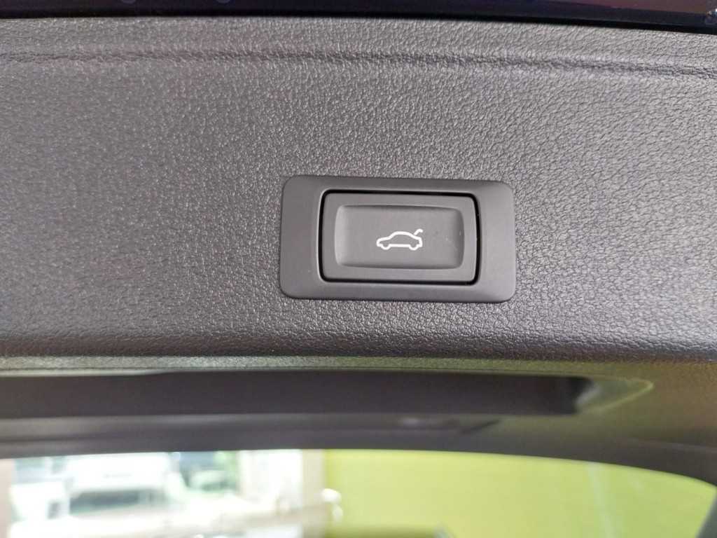 audi-a4-avant-2023-diesel-0cc