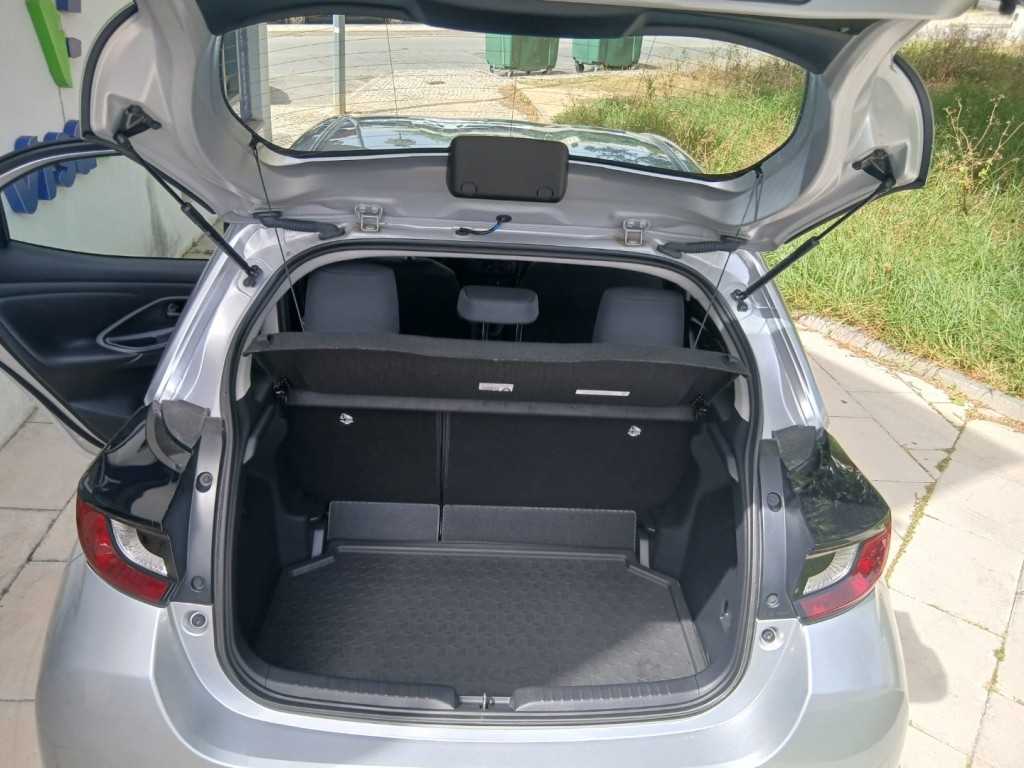 toyota-yaris-2021-gasolina-0cc