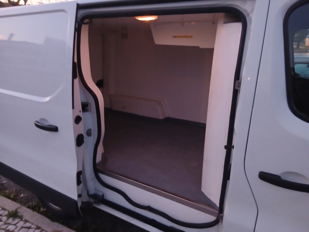 renault-trafic-2018-diesel-0cc
