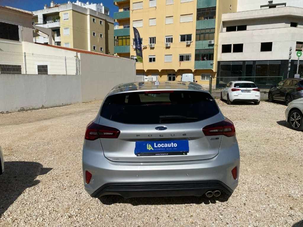 ford-focus-2024-hibrido-a-gasolina-0cc