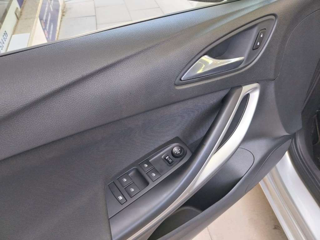 opel-astra-2019-gasolina-0cc