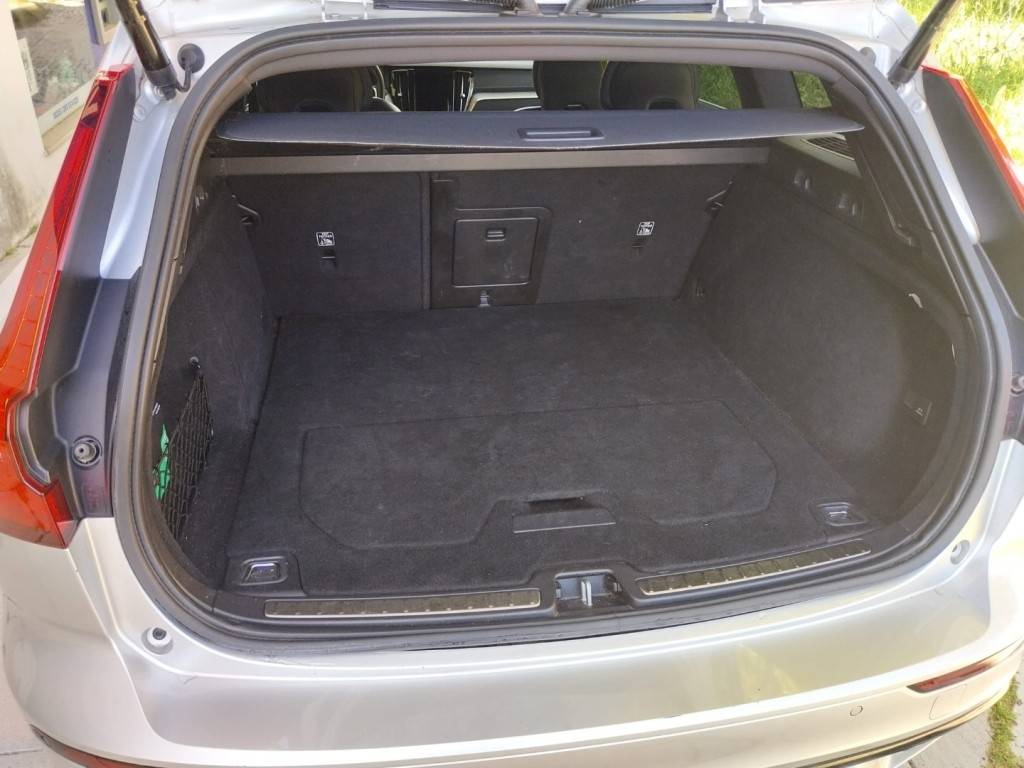 volvo-v60-2021-hibrido-a-gasolina-0cc