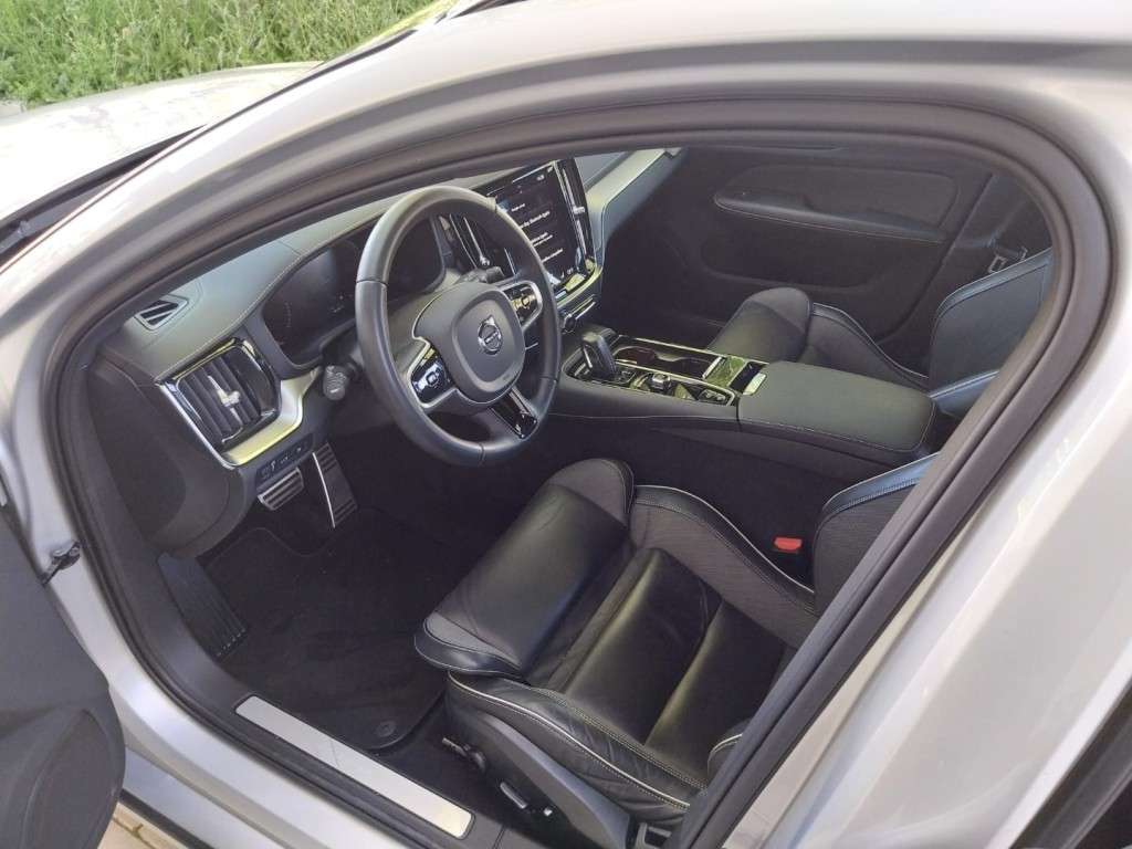 volvo-v60-2021-hibrido-a-gasolina-0cc