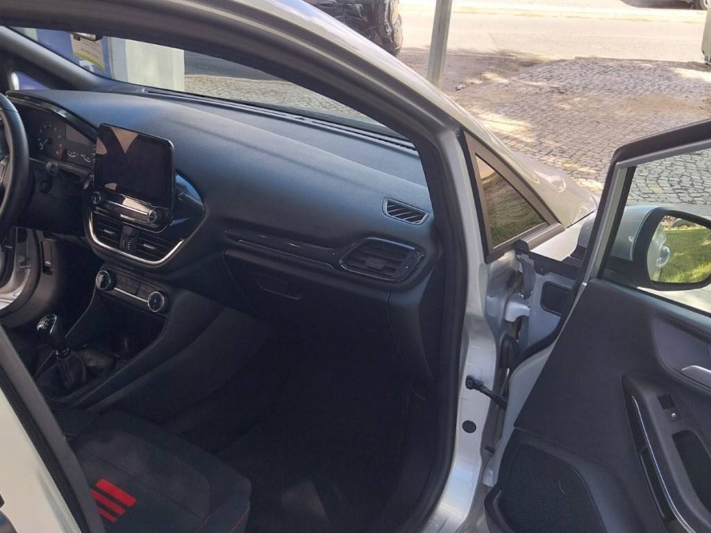 ford-fiesta-2023-gasolina-0cc