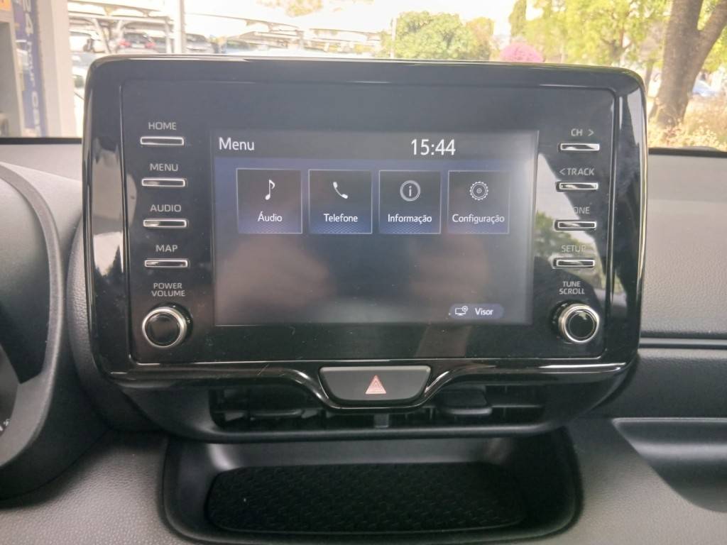 toyota-yaris-2021-gasolina-0cc