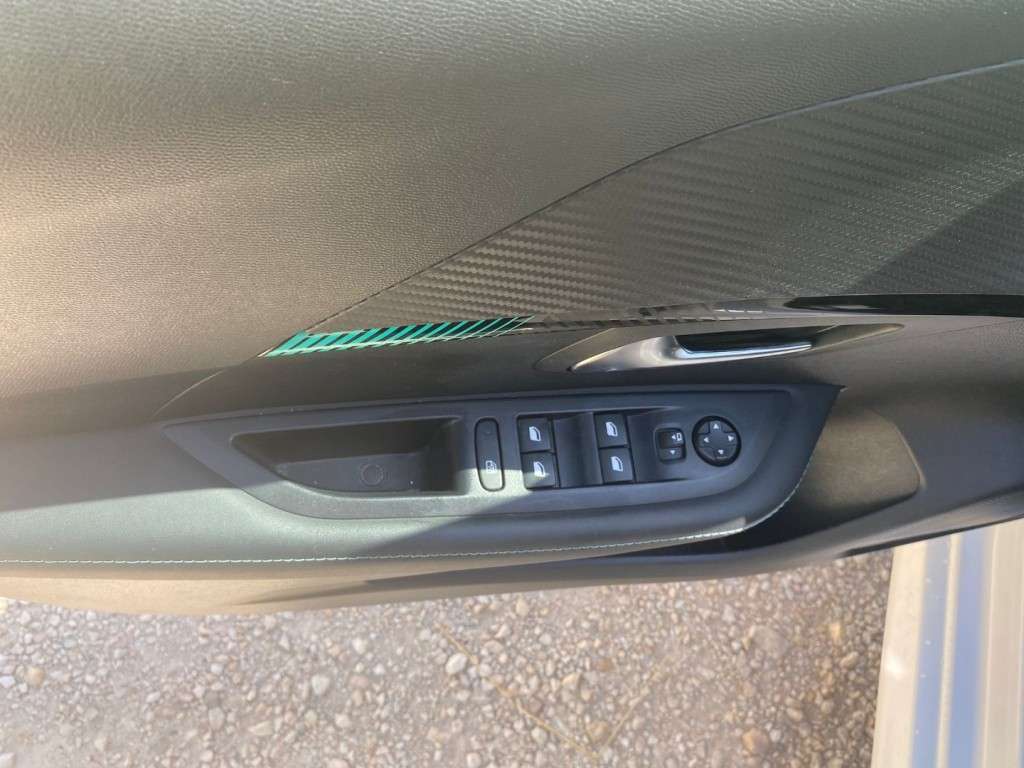 peugeot-208-2023-gasolina-0cc