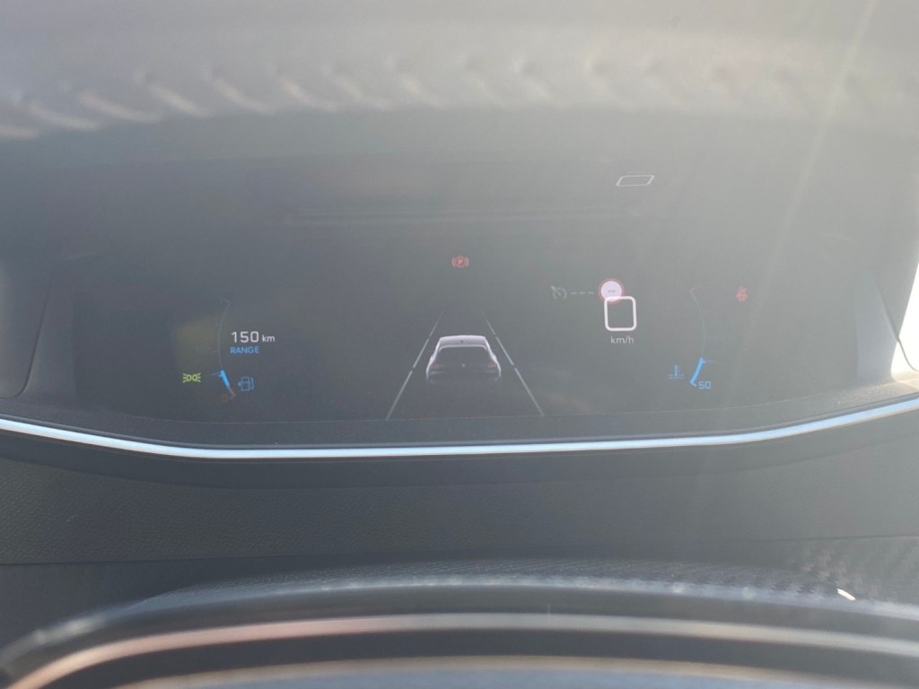 peugeot-208-2023-gasolina-0cc
