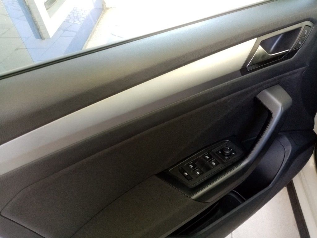 volkswagen-t-roc-2023-gasolina-0cc