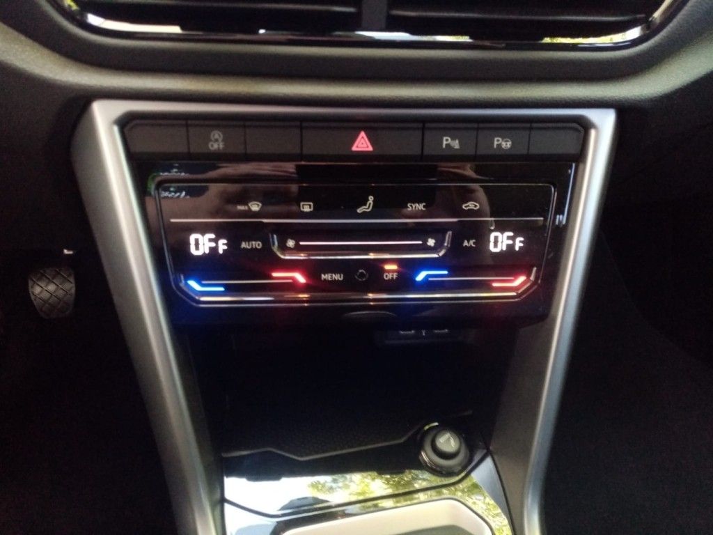 volkswagen-t-roc-2023-gasolina-0cc