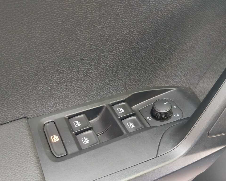 seat-ibiza-2023-gasolina-1000cc