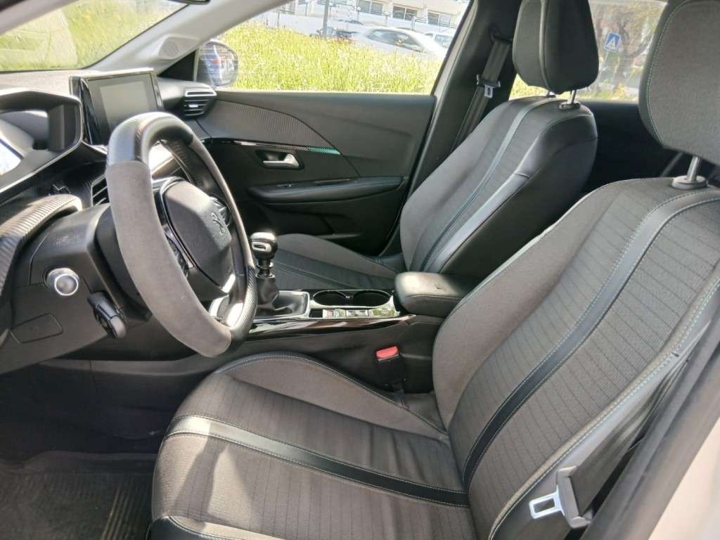 peugeot-208-2021-gasolina-0cc