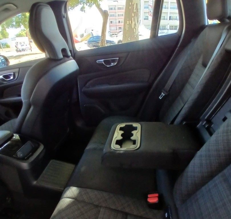 volvo-v60-2024-hibrido-a-gasolina-0cc