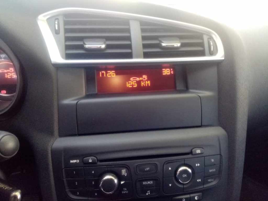 citroen-c4-2017-diesel-1600cc