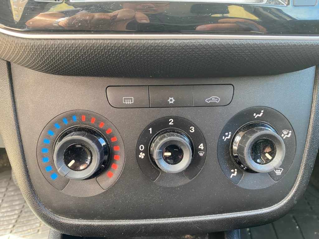 fiat-punto-2018-gasolina-0cc