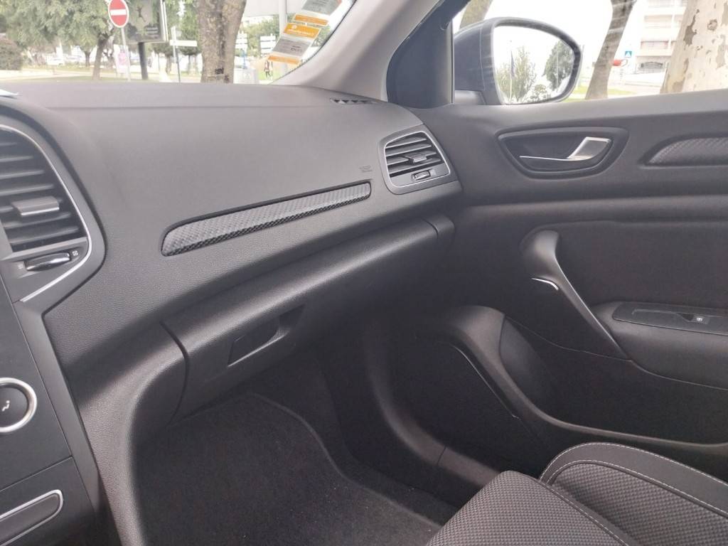 renault-megane-2019-diesel-0cc