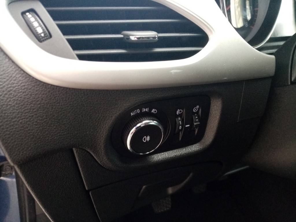 opel-astra-2020-gasolina-1199cc