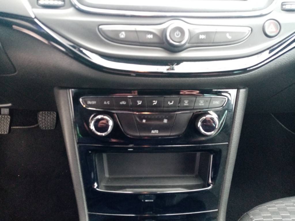 opel-astra-2020-gasolina-1199cc