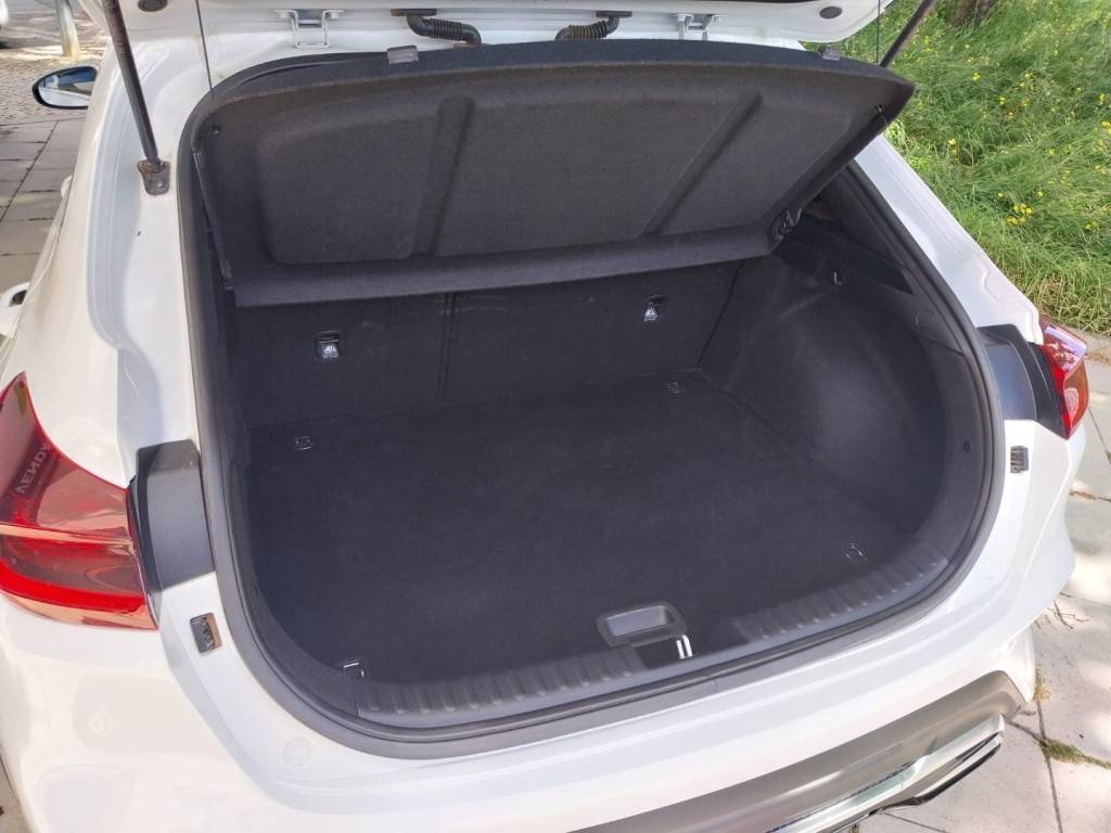 kia-xceed-2024-gasolina-0cc