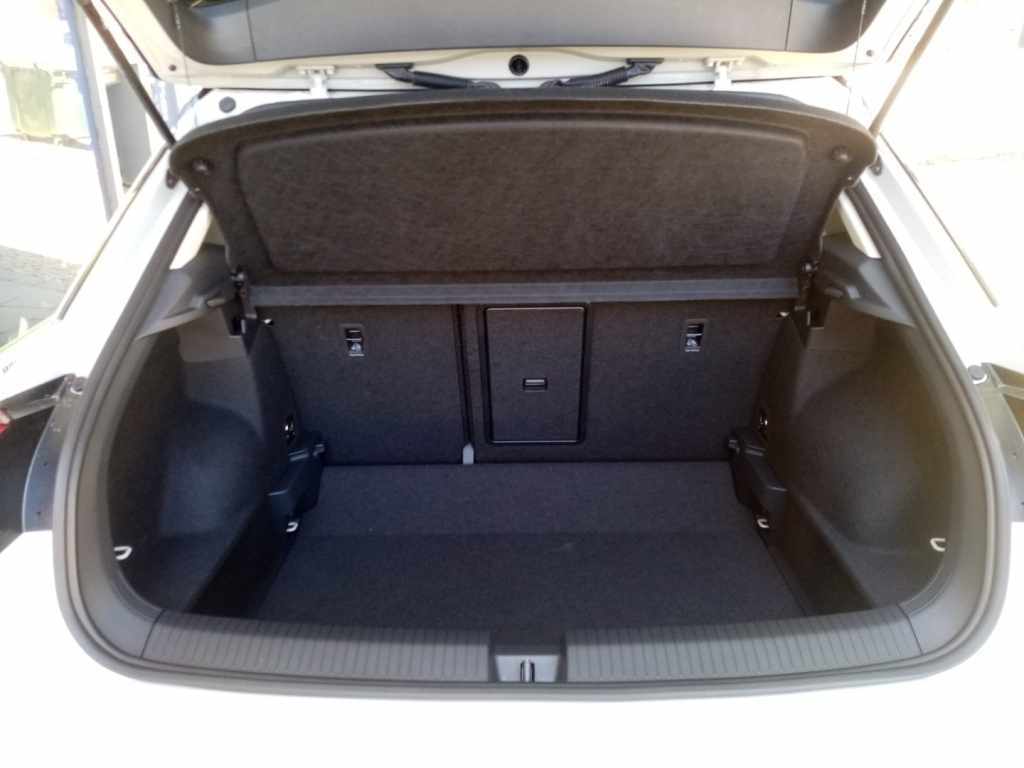 volkswagen-t-roc-1-0-tsi-2023-gasolina-999cc