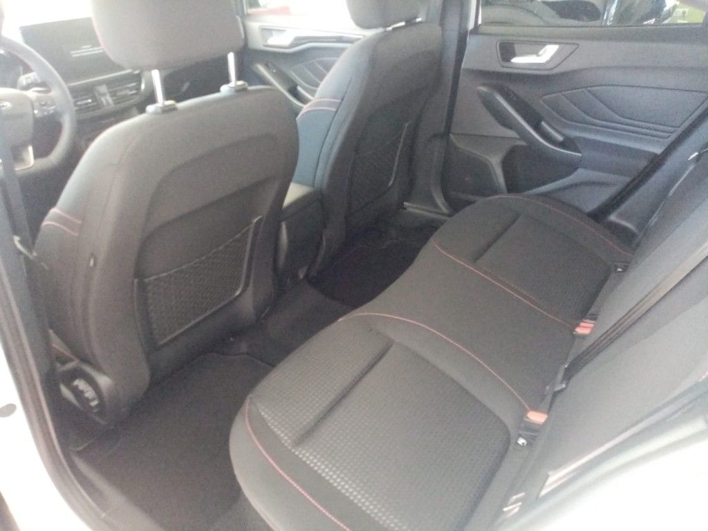 ford-focus-2023-gasolina-0cc