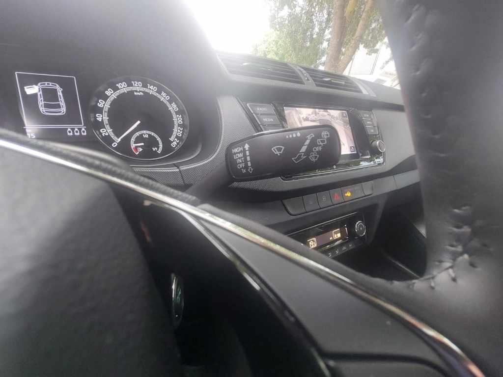 skoda-fabia-break-2022-gasolina-999cc