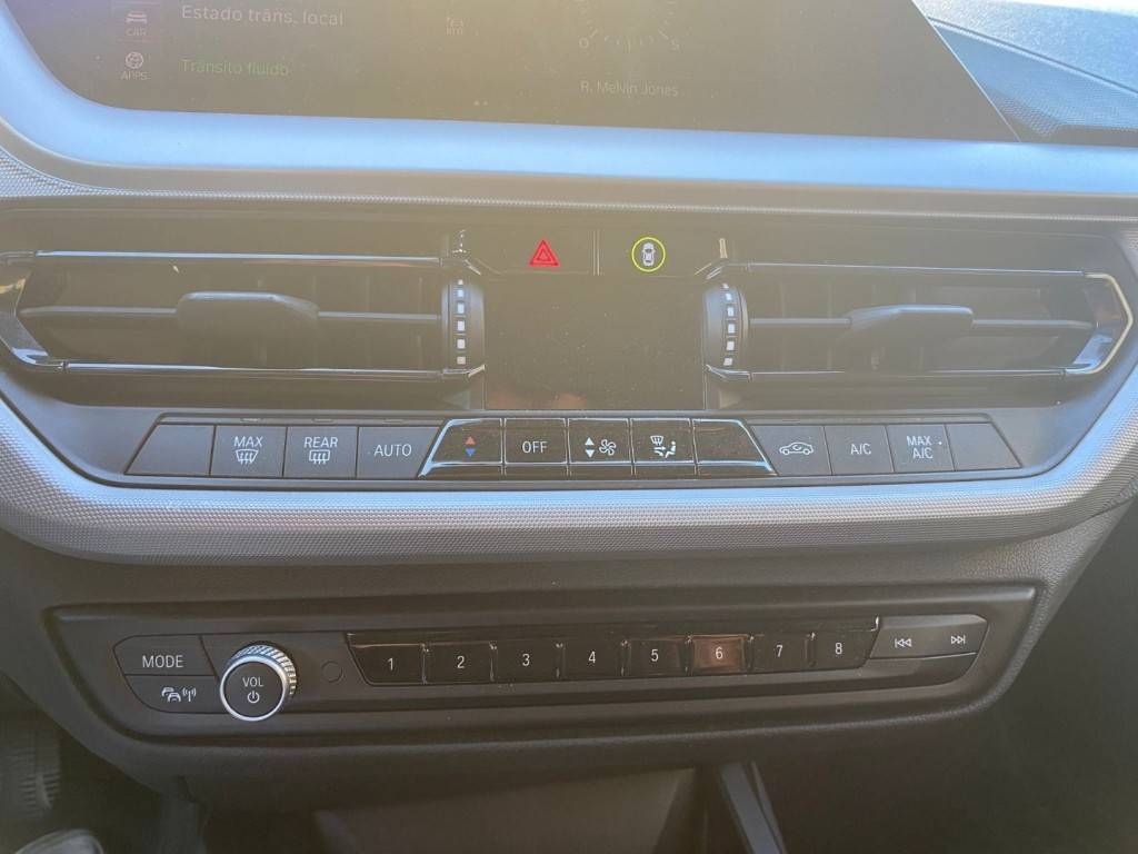bmw-serie-1-2023-gasolina-0cc