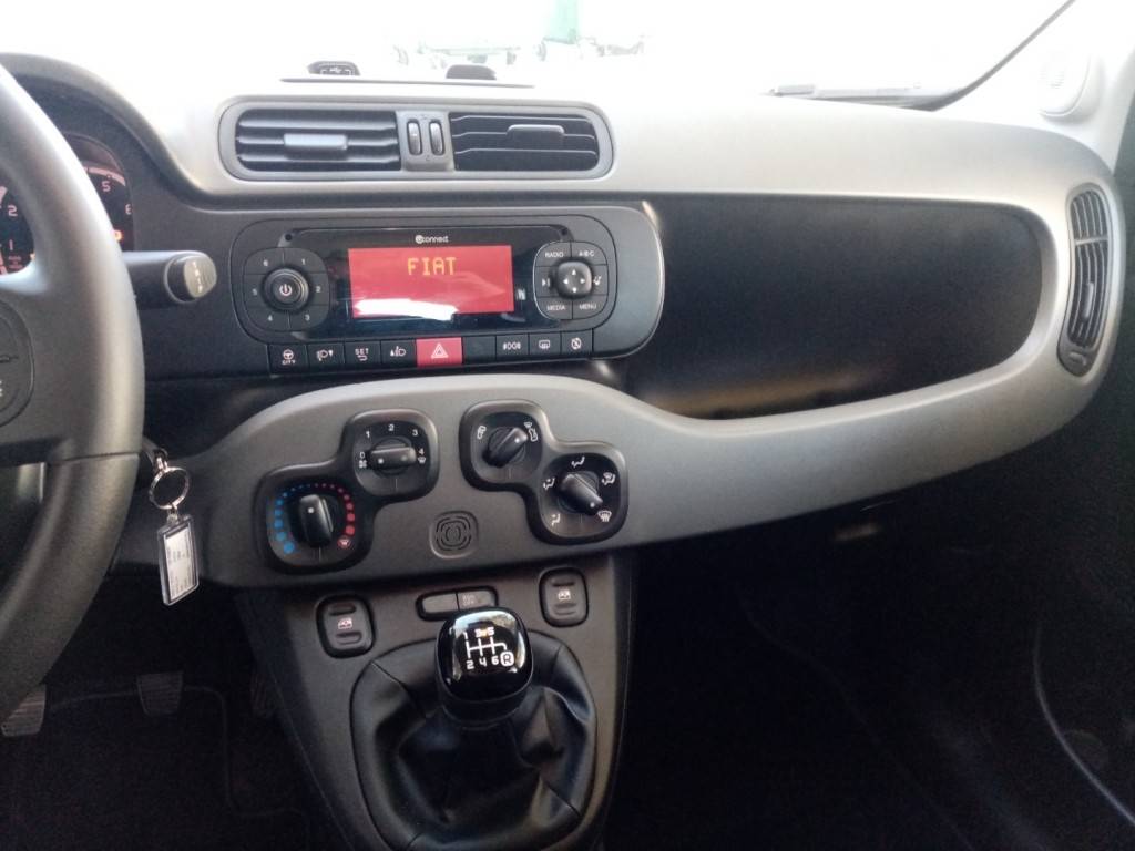 fiat-panda-2021-hibrido-a-gasolina-0cc