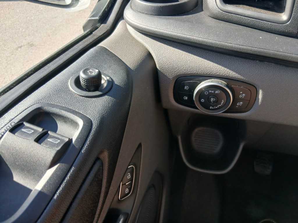 ford-transit-2022-diesel-0cc
