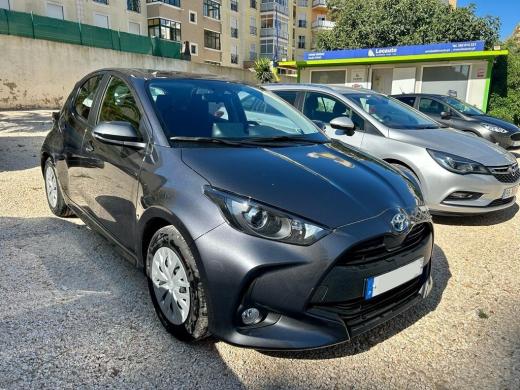 toyota-yaris-2023-gasolina-0cc