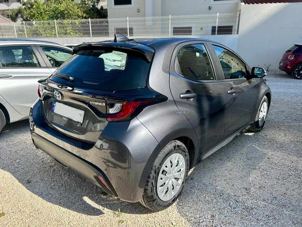 toyota-yaris-2023-gasolina-0cc