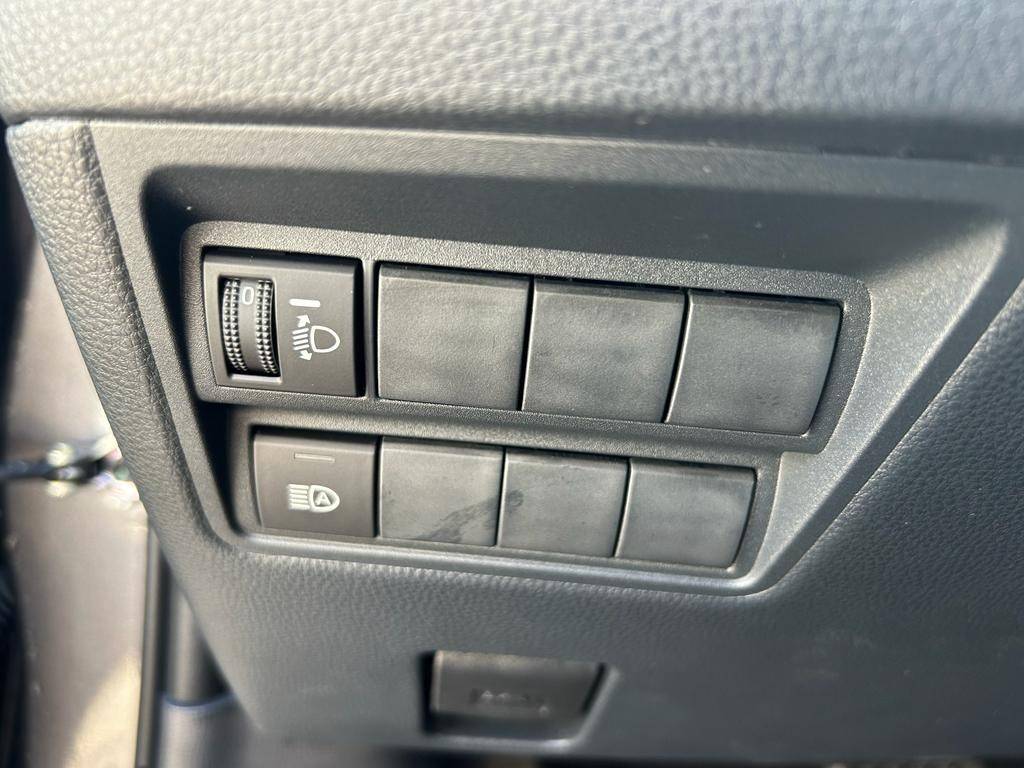 toyota-yaris-2023-gasolina-0cc