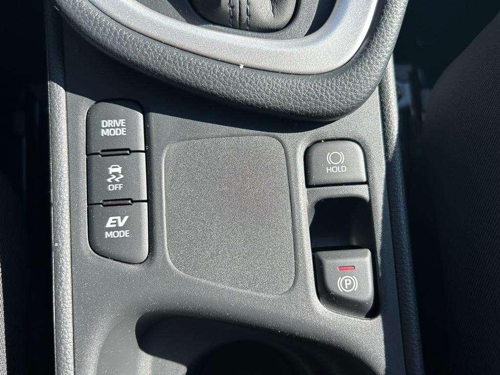 toyota-yaris-2023-gasolina-0cc
