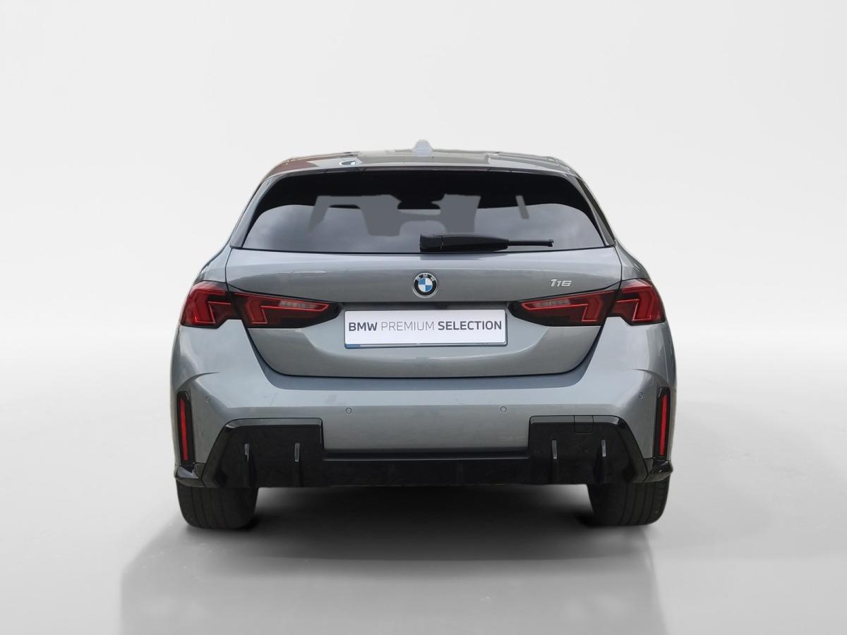 bmw-serie-1-2025-gasolina-1499cc