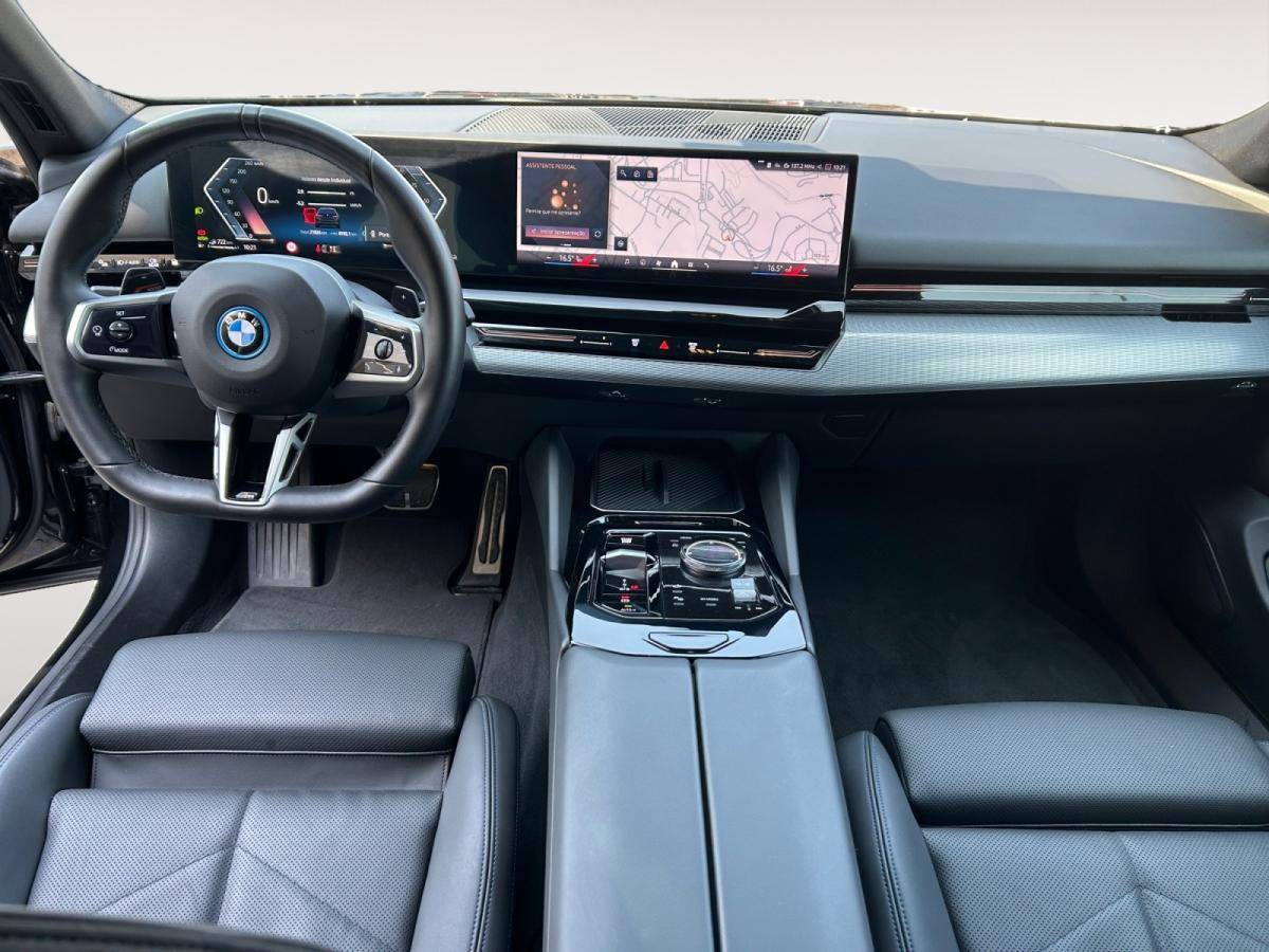 bmw-serie-5-2025-hibrido-a-gasolina-1998cc
