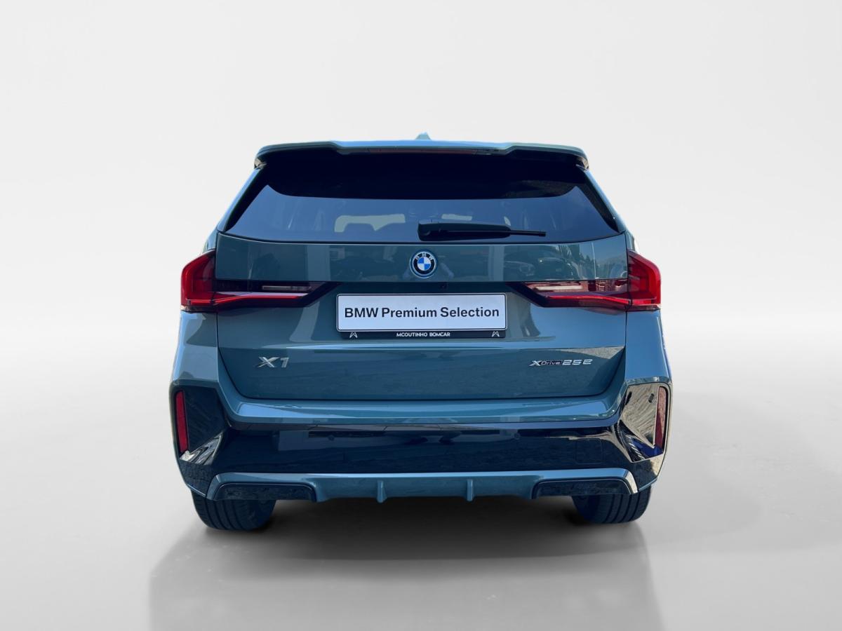 bmw-x1-2026-hibrido-a-gasolina-1499cc