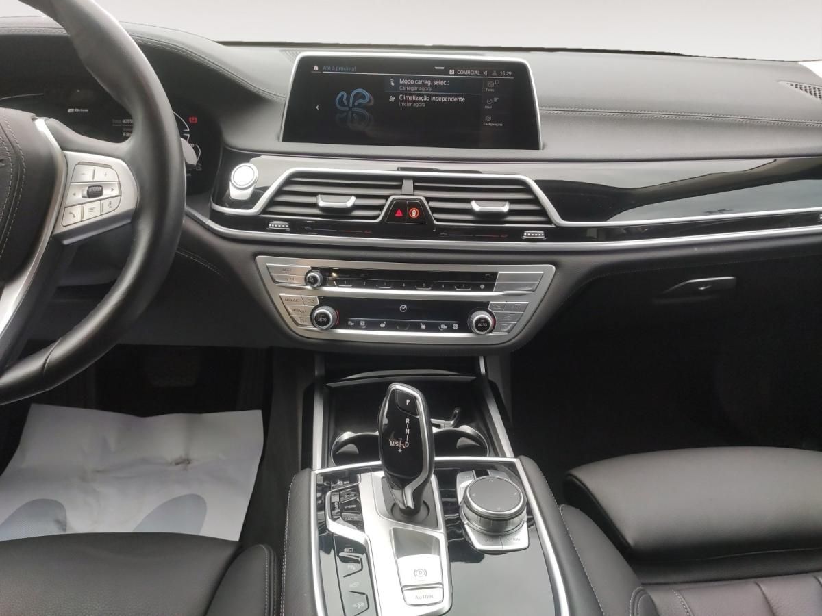 bmw-serie-7-2020-hibrido-a-gasolina-2998cc