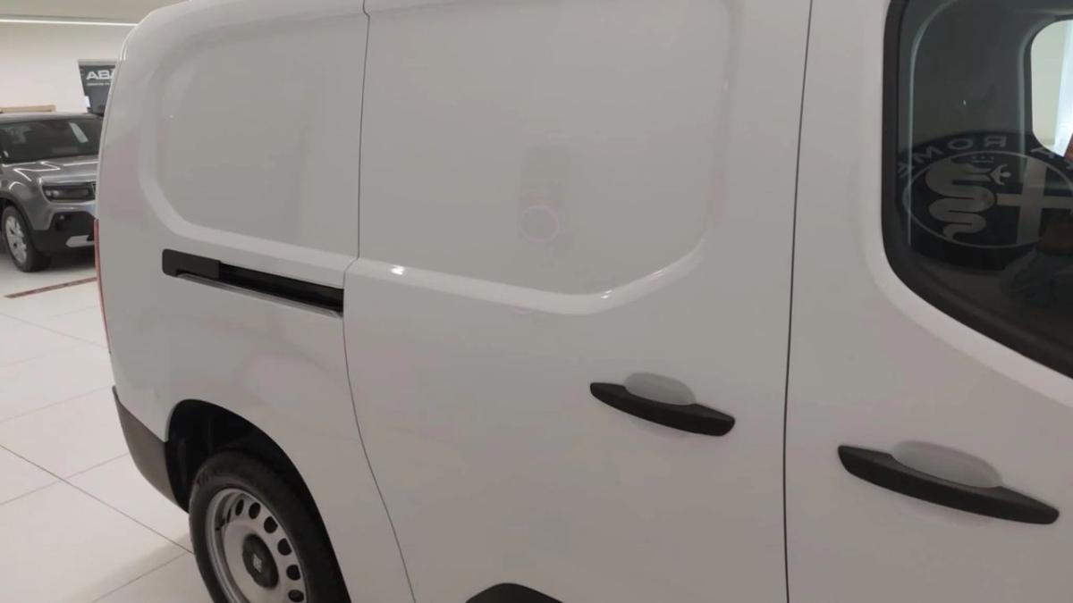 fiat-doblo-2025-diesel-1500cc