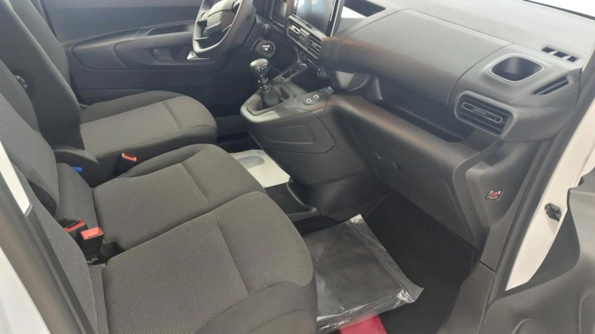fiat-doblo-2025-diesel-1500cc